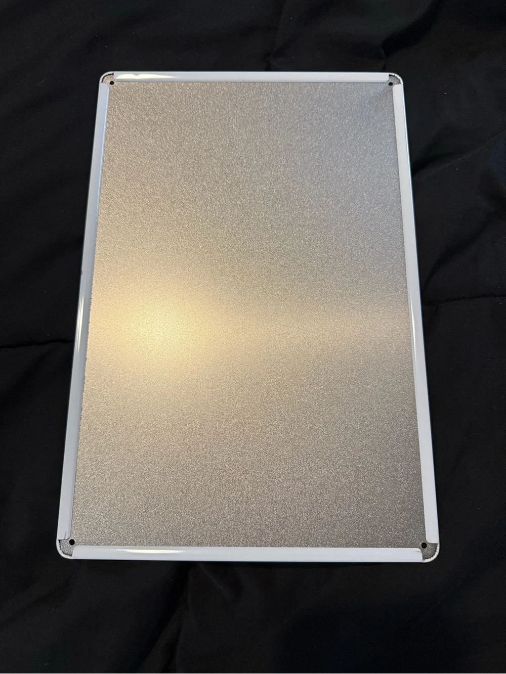N/A metal sign